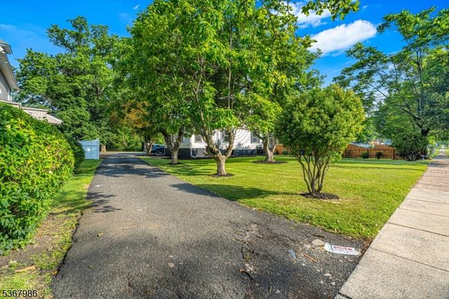 1119 E Front St, Home with 11 bedrooms, 4 bathrooms and null parking in Plainfield NJ | Image 47