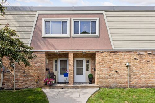 7441 W Franklin Ave, Saint Louis Park, MN, 55426-2014 | Card Image