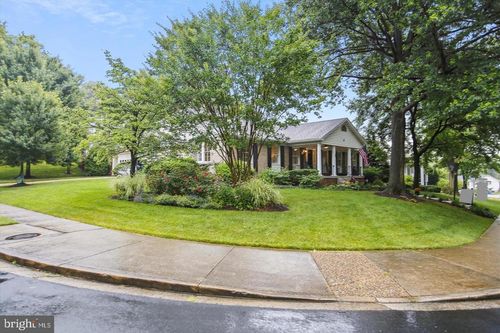 1354 Macbeth St, MCLEAN, VA, 22102-2766 | Card Image