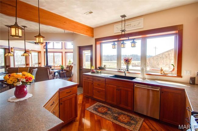 2445 Seiler Rd, House other with 3 bedrooms, 5 bathrooms and 2 parking in Alton IL | Image 27