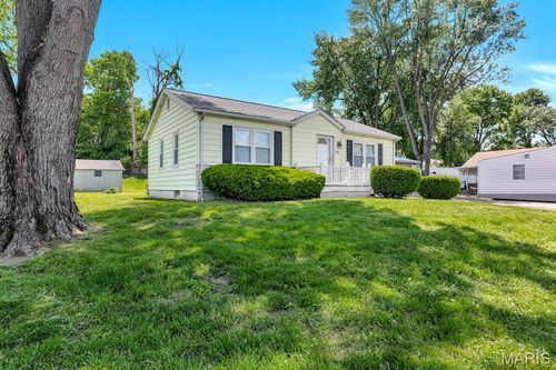 3516 Elm Point Rd, Saint Charles, MO, 63301-0564 | Card Image