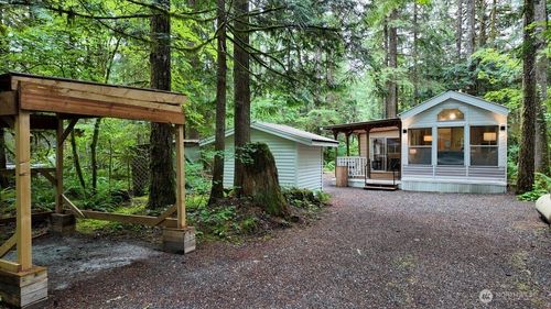 180 Big River Blvd E, Deming, WA, 98244 | Card Image