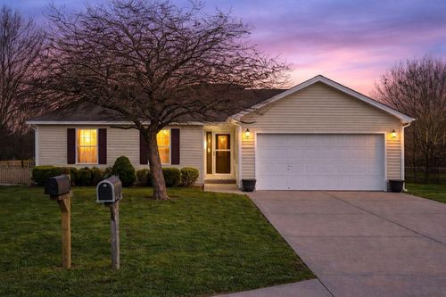 15705 Hight Ave, Belton, MO, 64012-1972 | Card Image