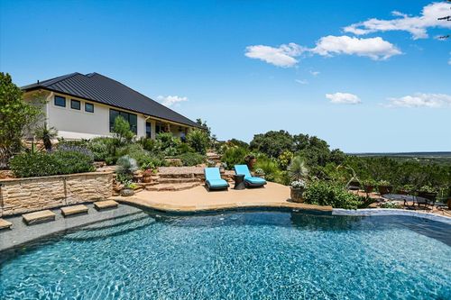 121 Mountain Laurel Dr, Marble Falls, TX, 78654-7925 | Card Image