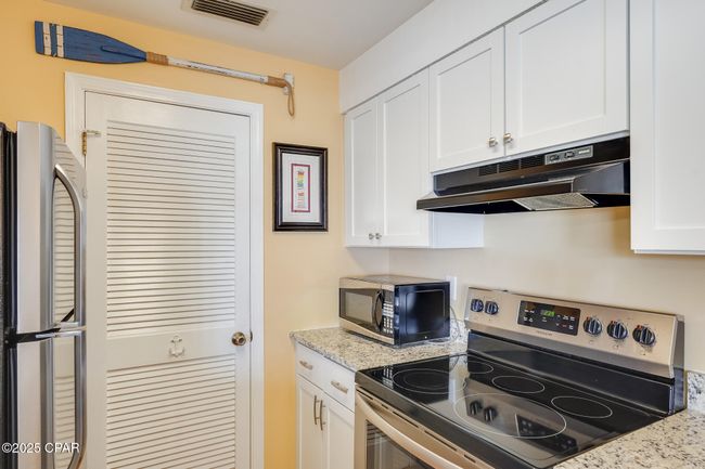 1201-B - 8730 Thomas Dr, Condo with 1 bedrooms, 1 bathrooms and null parking in Panama City Beach FL | Image 9