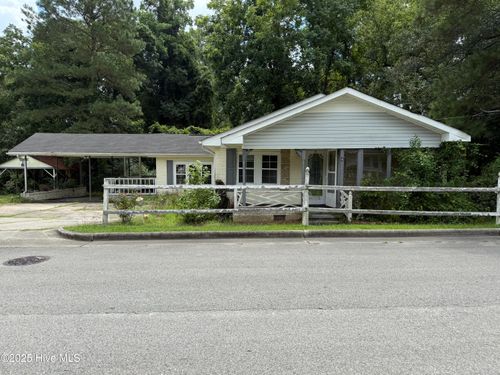 41 Twin Pines Rd, Whiteville, NC, 28472-4963 | Card Image