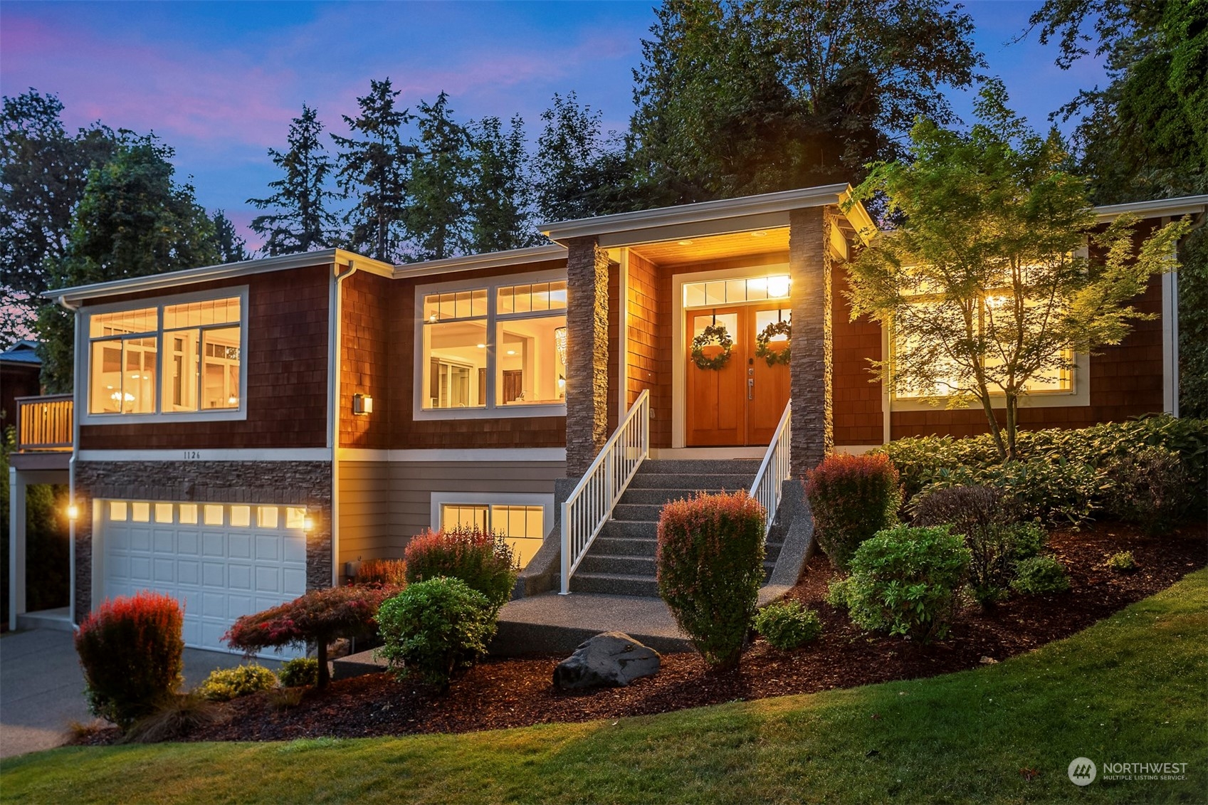 Alexander Ave, Kirkland, WA 98033