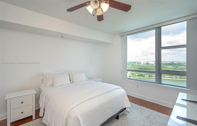 APT-1603N - 2641 N Flamingo Rd, Condo with 2 bedrooms, 2 bathrooms and null parking in Sunrise FL | Image 4
