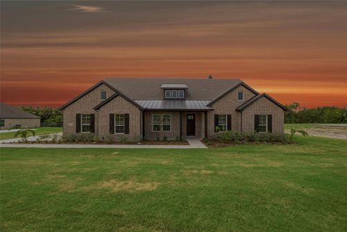 903 Perrin Ln, Van Alstyne, TX, 75495-3152 | Card Image