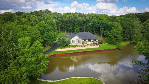 3320 Star Route Rd, Oakley, IL, 62501-7145 | Card Image