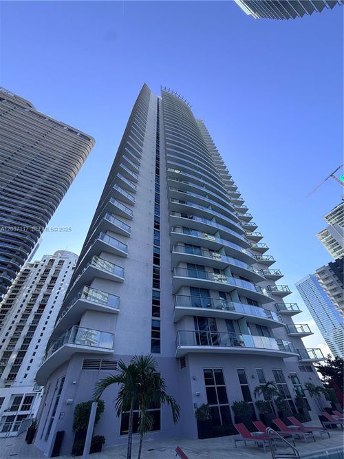 3008-1100 S Miami Ave, Miami, FL, 33130-4131 | Card Image