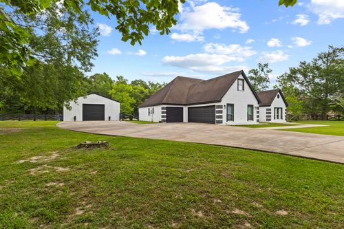 9010 Terry Estates Dr, Orange, TX, 77630-1349 | Card Image