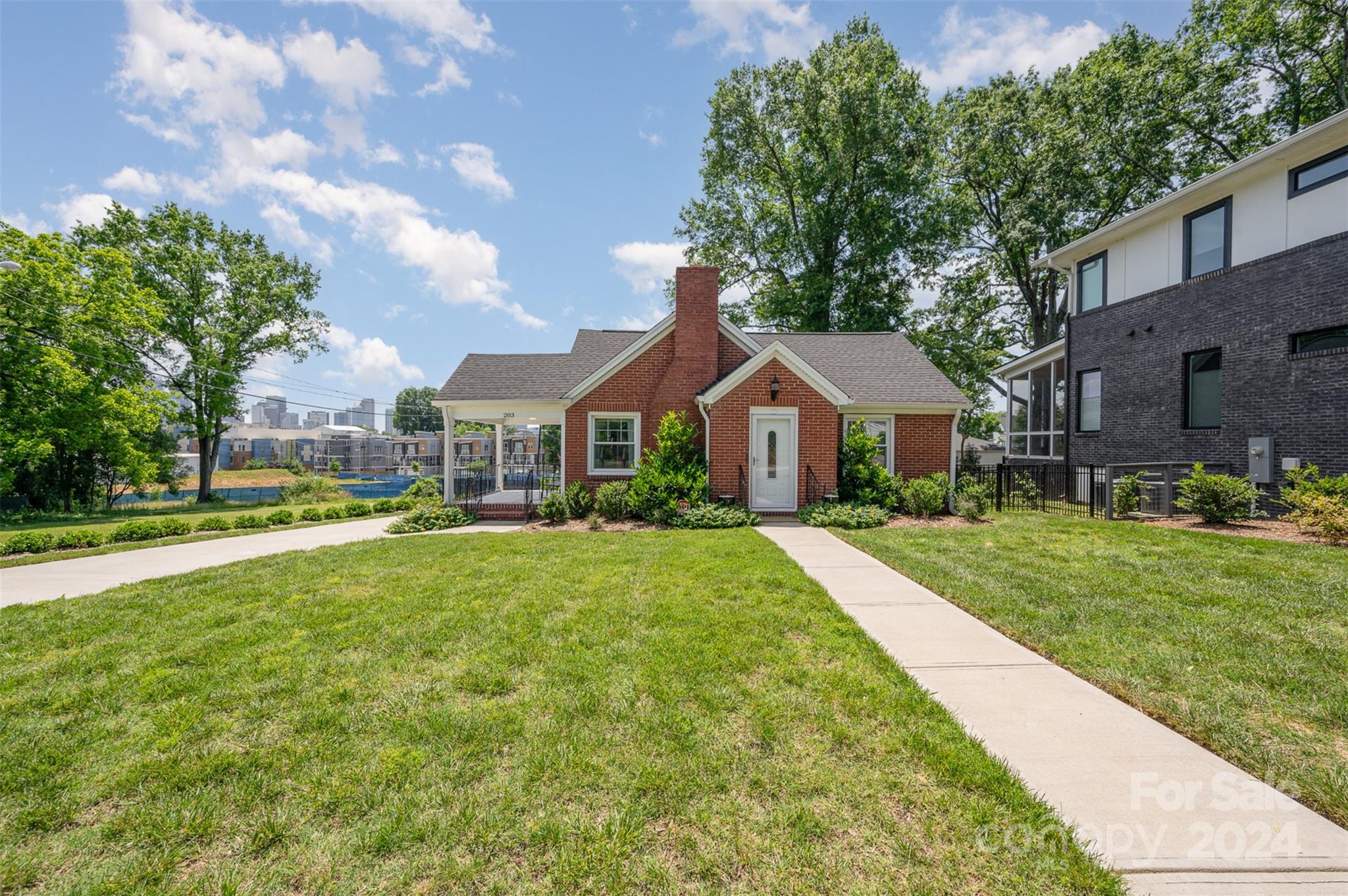 State St, Charlotte, NC 28208