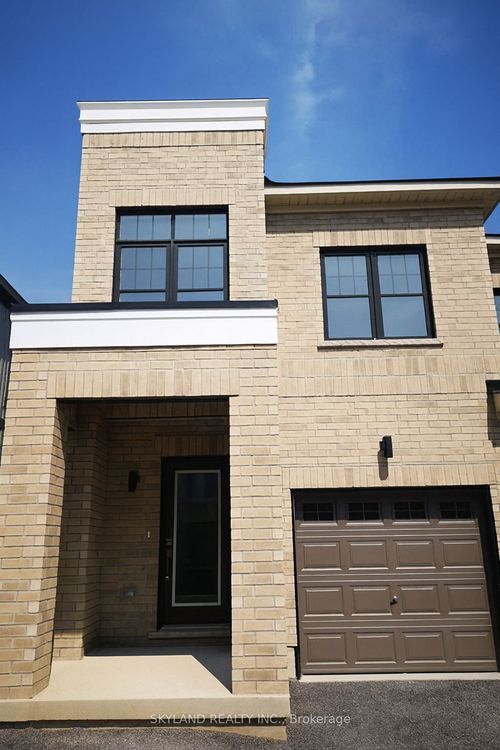 17 King George Way, Bowmanville, ON, L1C7E5 | Card Image