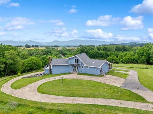 9223 Cedrick Ln, MOUNT CRAWFORD, VA, 22841-2732 | Card Image