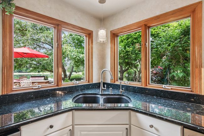 22454 Hinspeter Dr, House other with 4 bedrooms, 4 bathrooms and 3 parking in Frankfort IL | Image 15