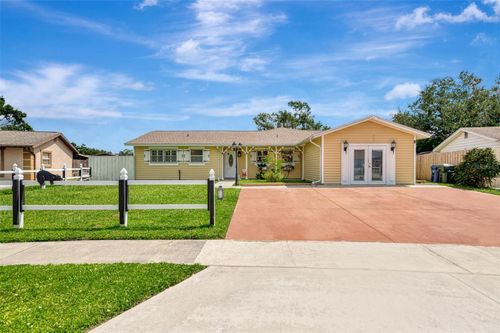 1908 N Brink Ave, SARASOTA, FL, 34234-8748 | Card Image