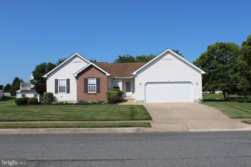 446 W Harvest Ln, MIDDLETOWN, DE, 19709-3045 | Card Image