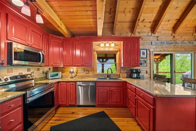 399 Ranch Mountain Dr, House other with 3 bedrooms, 3 bathrooms and 4 parking in Dahlonega GA | Image 13