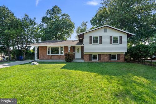 11822 Enid Dr, POTOMAC, MD, 20854-3454 | Card Image