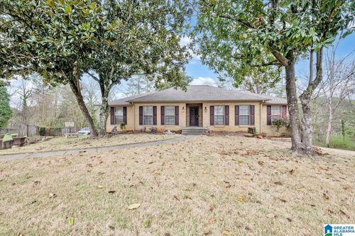608 18th Ave Nw, CENTER POINT, AL, 35215-4420 | Card Image