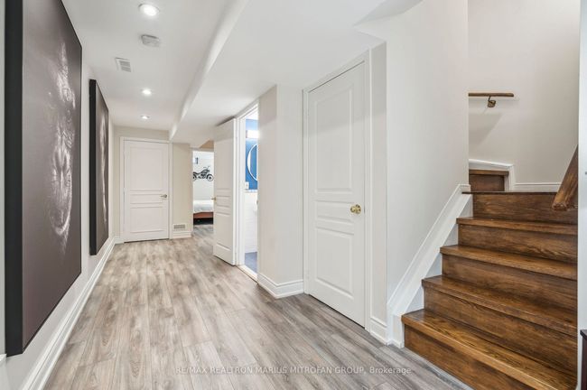 8 Louana Cres, Condo with 4 bedrooms, 4 bathrooms and 2 parking in Vaughan ON | Image 42