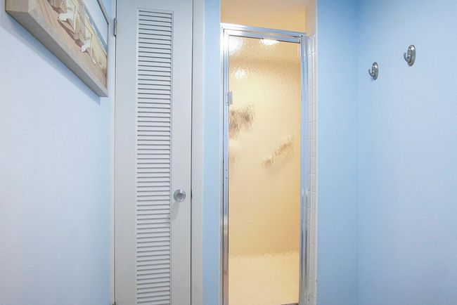 APT-405 - 10310 S Ocean Dr, Condo with 2 bedrooms, 2 bathrooms and null parking in Jensen Beach FL | Image 26