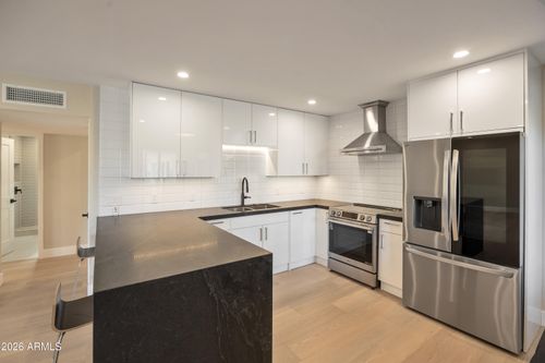 7-6805 E 2nd St, Scottsdale, AZ, 85251-5324 | Card Image