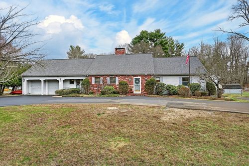 38 Oakland St, Medway, MA, 02053-1314 | Card Image