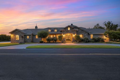 5601 Garst Road, Modesto, CA, 95357 | Card Image