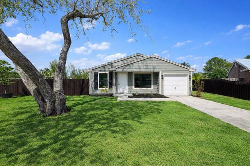 3832 Pebble Ct, PALM HARBOR, FL, 34684-4147 | Card Image