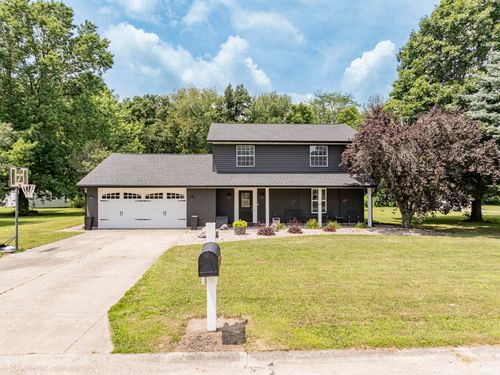 7401 S Fox St, Muncie, IN, 47302-8439 | Card Image