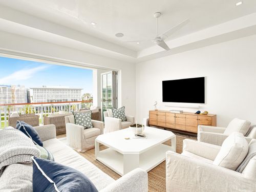 c302-70 Governors Ct, Alys Beach, FL, 32461-8266 | Card Image
