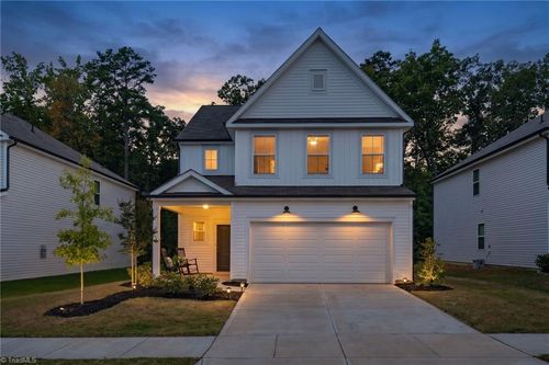 10100 Travis Floyd Ln, Charlotte, NC, 28214-0211 | Card Image