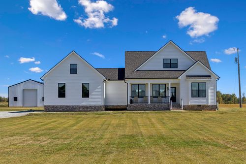 5373 E Robertson Rd, Orlinda, TN, 37141-2224 | Card Image