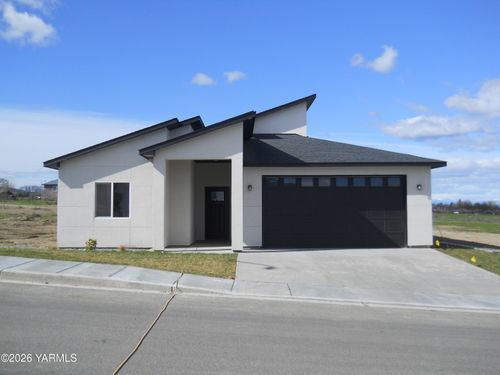 405 Hogan St, Sunnyside, WA, 98944-4202 | Card Image