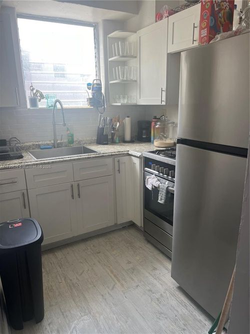 apt-8-760 Jefferson Ave, Miami Beach, FL, 33139-8570 | Card Image