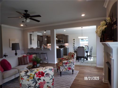 298 S Benchmark Ln, Fayetteville, AR, 72704-4051 | Card Image