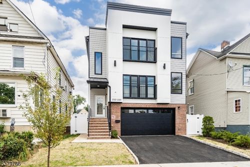 223 Monroe Ave, Plainfield, NJ, 07063-1344 | Card Image