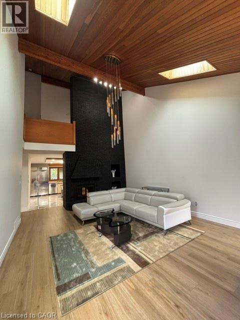 Residential Lease in Hamilton 3