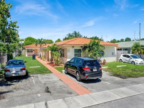 4070 Nw 65th Ave, Virginia Gardens, FL, 33166-6916 | Card Image