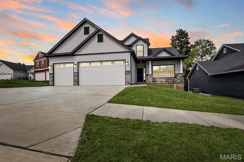 3725 Bullsway Drive, Imperial, MO, 63052 | Card Image