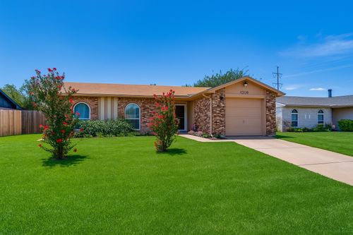 5208 Yager Dr, The Colony, TX, 75056-1829 | Card Image