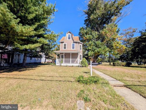 728 Cooper St, BEVERLY, NJ, 08010-1702 | Card Image