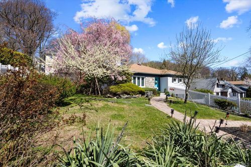 15 Brookside Ln, Dobbs Ferry, NY, 10522-2010 | Card Image
