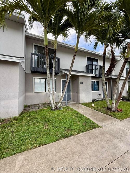 3104 Poolside Dr, Greenacres, FL, 33463-2653 | Card Image