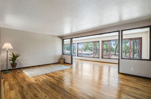 b-686 Old Las Vegas, Santa Fe, NM, 87505 | Card Image