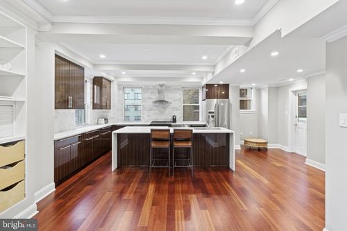 12c-1901 Walnut St, PHILADELPHIA, PA, 19103-4657 | Card Image