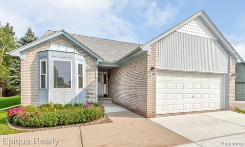 20080 Levee Ct, Clinton Twp, MI, 48038-4943 | Card Image