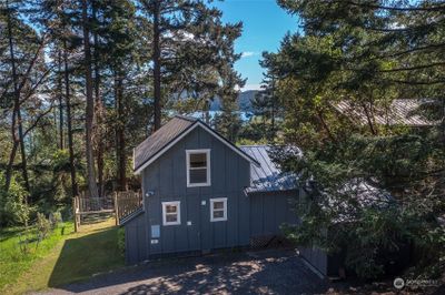 37 Huckleberry Way, House other with 2 bedrooms, 1 bathrooms and null parking in Orcas Island WA | Image 2